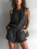 Zediola | Mono corto holgado de corte holgado, con cuello barco, estampado de rayas negras y confeccionado en lino, de estilo chic e informal